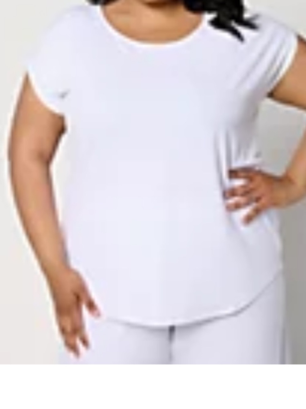 Susan Graver Modern
Essentials Liquid Knit Cap-Sleeve Top
White Size 1X